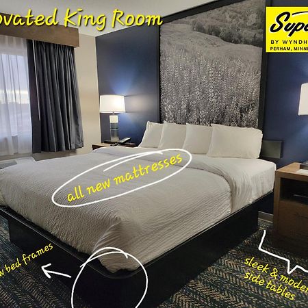 מלון Super 8 By Wyndham Perham מראה חיצוני תמונה